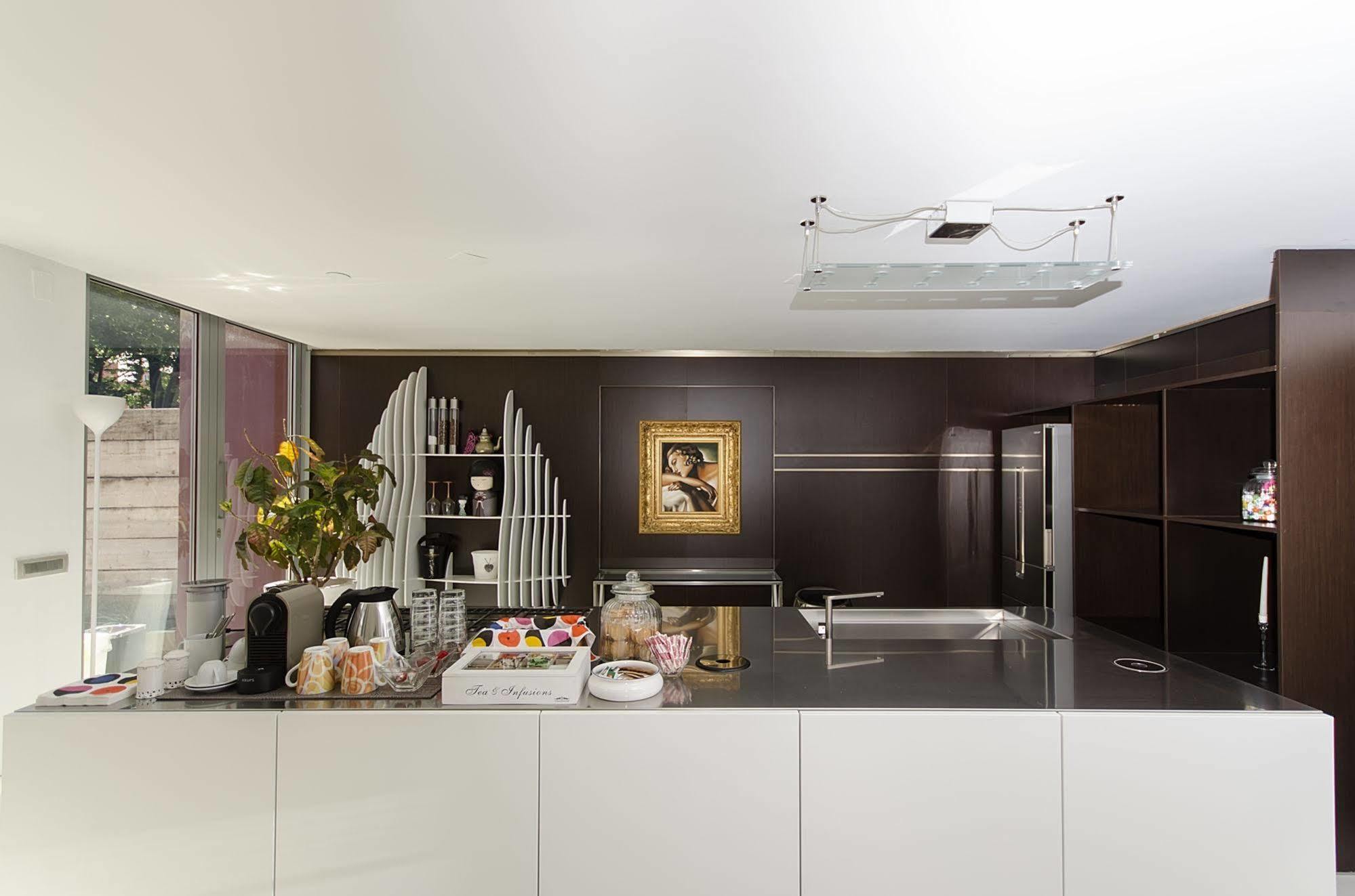 A14 Business Suite Сесто-Сан-Джованни Экстерьер фото